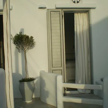 Eleftheria Veloudiou Tínos